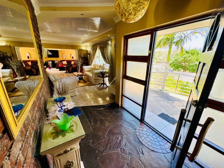 10 Bedroom Property for Sale in Amalinda Eastern Cape